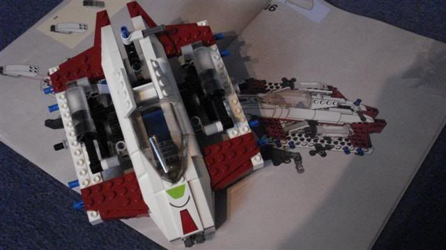 v19 starfighter lego